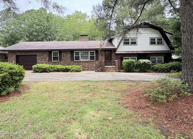 Property at 1102 Raleigh Road Pkwy W, Wilson, NC 27896, 4 beds, 3 baths