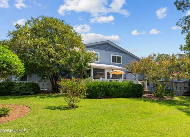 Property at 22 Harbour Walk, New Bern, NC 28562, 2 beds, 2 baths