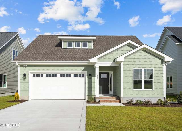 Property at 327 Taylorwood Dr, Beaufort, NC 28516, 3 beds, 2.5 baths