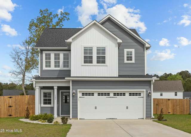 Property at 105 Shagbark Ct, Jacksonville, NC 28546, 3 beds, 2.5 baths