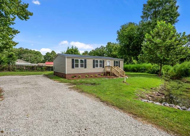Property at 2306 Mckinley Ave, New Bern, NC 28562, 3 beds, 2 baths