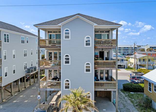 Property at 208 Carolina Beach Ave S #300, Carolina Beach, NC 28428, 4 beds, 2.5 baths