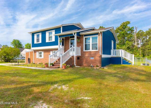 Property at 213 Nine Mile Rd, Newport, NC 28570, 3 beds, 1.5 baths