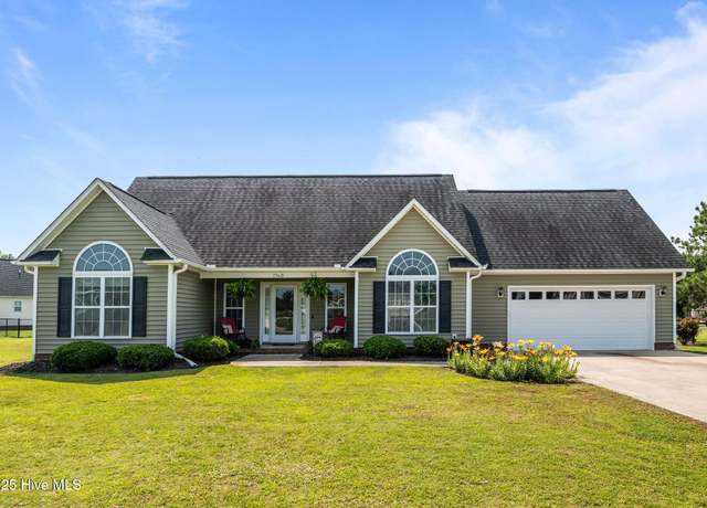 Property at 1763 Oak Pointe Dr, Greenville, NC 27834, 3 beds, 2 baths