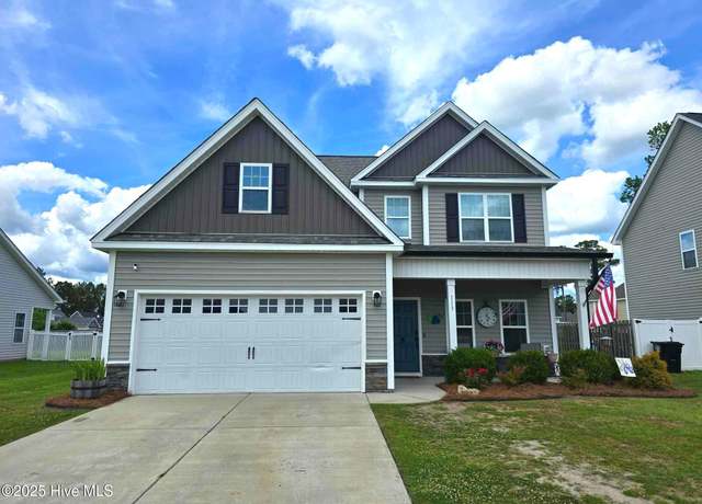 Property at 113 Tea Olive Ln, Burgaw, NC 28425, 3 beds, 2.5 baths