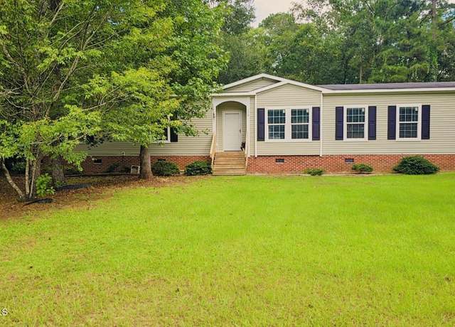 Property at 120 Dreyton Hall Ct, Rocky Point, NC 28457, 4 beds, 2 baths