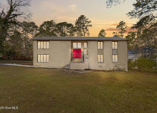 Property at 1431 Cumberland Cir, Rockingham, NC 28379, 4 beds, 2.5 baths