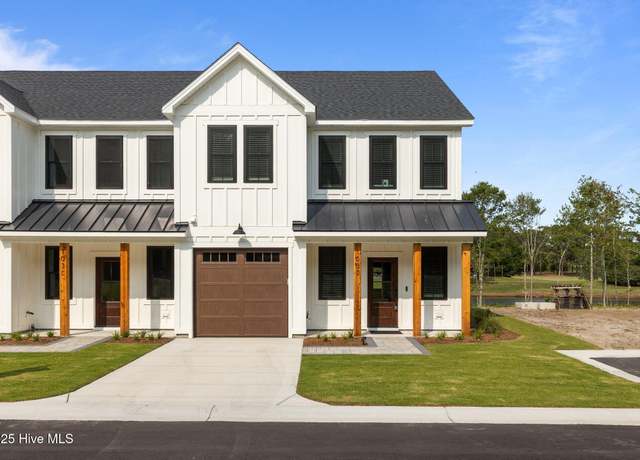 Property at 103 Star Lake Cir Unit D, Cape Carteret, NC 28584, 3 beds, 2.5 baths