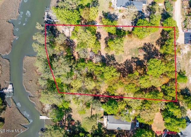 Property at 106 Hollihaven Dr, Hubert, NC 28539