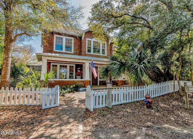 Property at 592 Kinnakeet Way, Bald Head Island, NC 28461, 5 beds, 4.5 baths