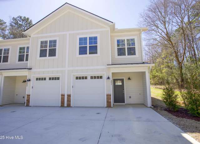 Property at 351 James St, Vass, NC 28394, 3 beds, 2.5 baths