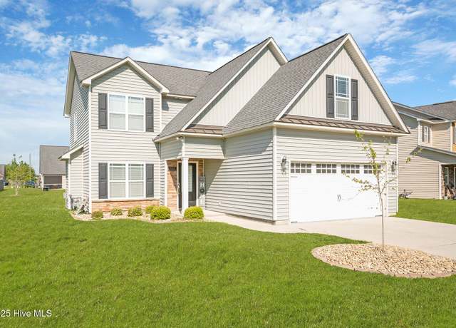 Property at 2203 Great Laurel Ct, Greenville, NC 27834, 4 beds, 2.5 baths