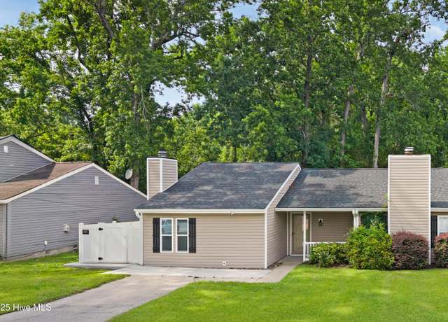 Property at 2414 Educational Dr, New Bern, NC 28562, 2 beds, 2 baths