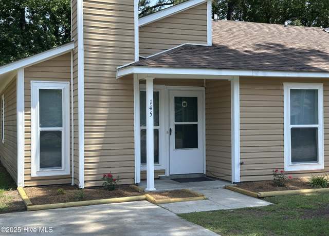 Property at 145 Village Cir, Jacksonville, NC 28546, 2 beds, 1 bath