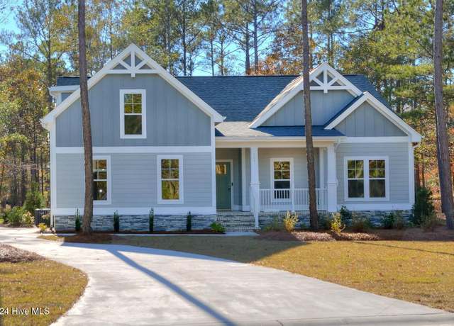 Property at 668 Breezewood Dr SE, Bolivia, NC 28422, 4 beds, 3 baths