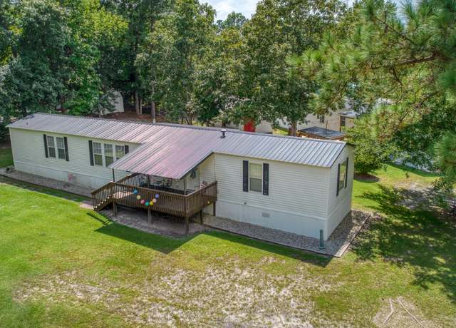 Property at 413 Fawn Dr, Hampstead, NC 28443, 3 beds, 2 baths