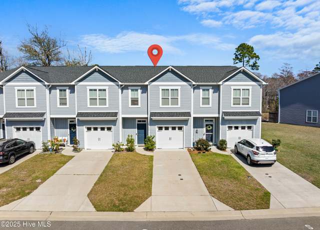 Property at 148 Aspen Rd, Hampstead, NC 28443, 3 beds, 2.5 baths