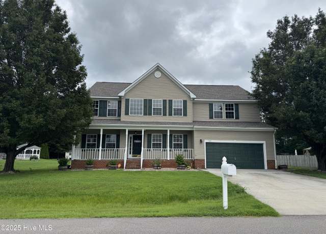 Property at 163 Saint Andrews Rd, Moyock, NC 27958, 6 beds, 2.5 baths