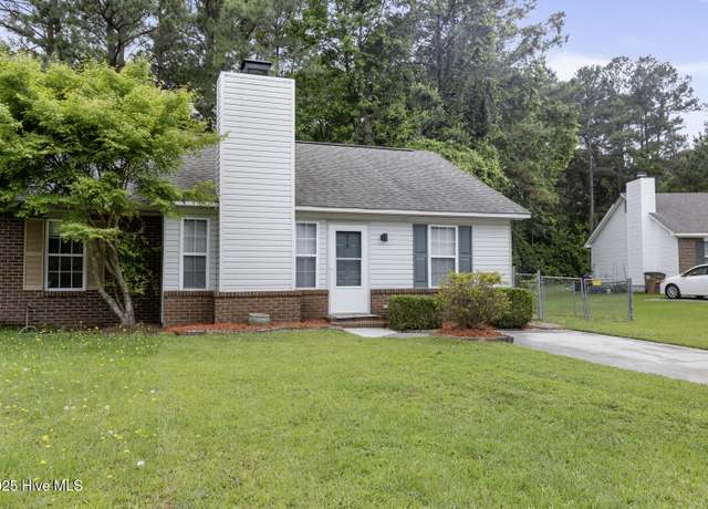 Property at 219 Live Oak Ct, Midway Park, NC 28544, 2 beds, 2 baths