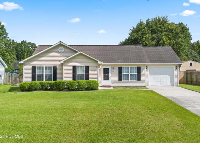 Property at 122 Settlers Cir, Jacksonville, NC 28546, 3 beds, 2 baths
