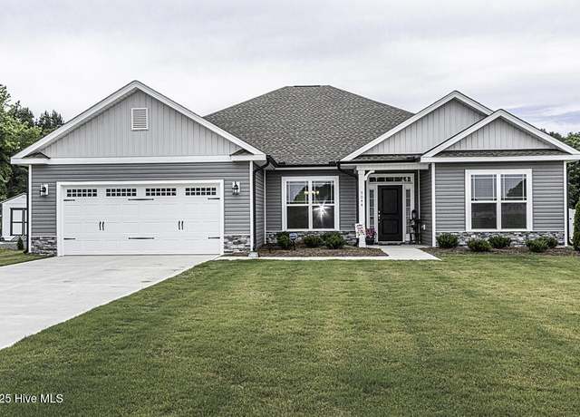 Property at 5044 Golden Willow Dr, Battleboro, NC 27809, 4 beds, 2.5 baths