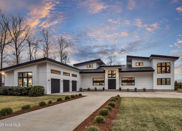 Property at 256 Redd Banks Ln, Hampstead, NC 28443, 4 beds, 4.5 baths