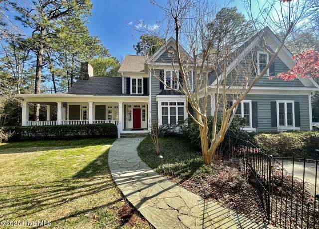 Property at 50 Short Rd, Pinehurst, NC 28374, 5 beds, 3.5 baths
