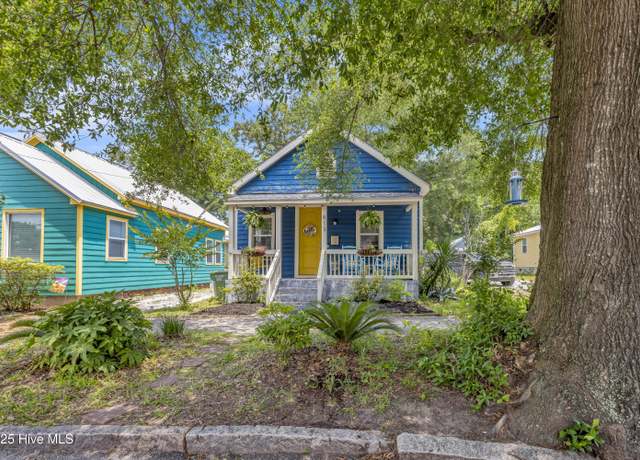 Property at 613 S 7th St, Wilmington, NC 28401, 2 beds, 1.5 baths