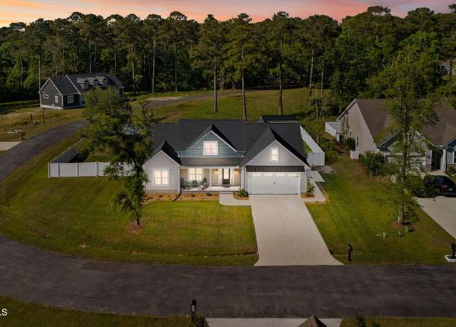 Property at 5359 Glennfield Cir SE, Southport, NC 28461, 3 beds, 2 baths