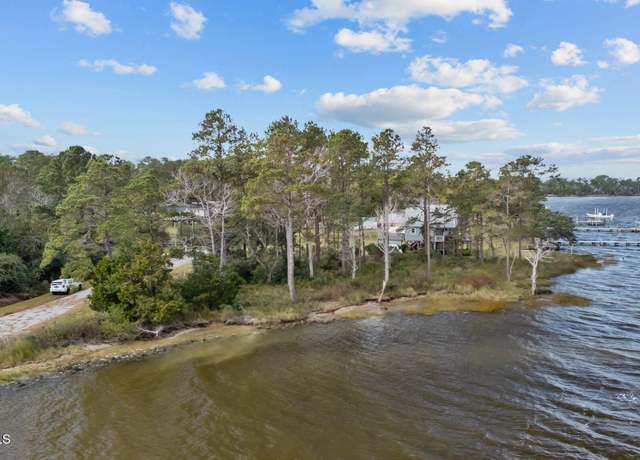 Property at 211 S River Dr, Beaufort, NC 28516