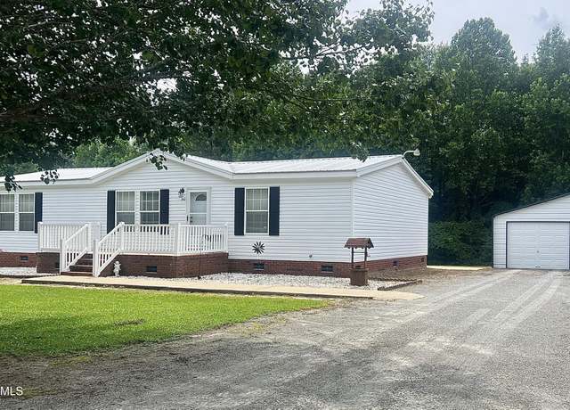 Property at 202 Purple Iris Dr, Pikeville, NC 27863, 3 beds, 2 baths