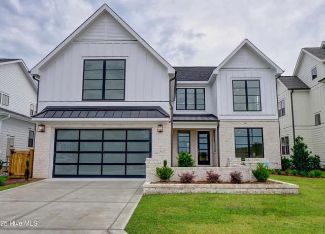 Property at 640 Waterstone Dr, Wilmington, NC 28411, 4 beds, 4 baths