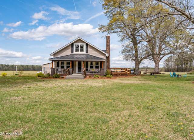 Property at 2728 W Barr Rd, Chocowinity, NC 27817, 2 beds, 2 baths