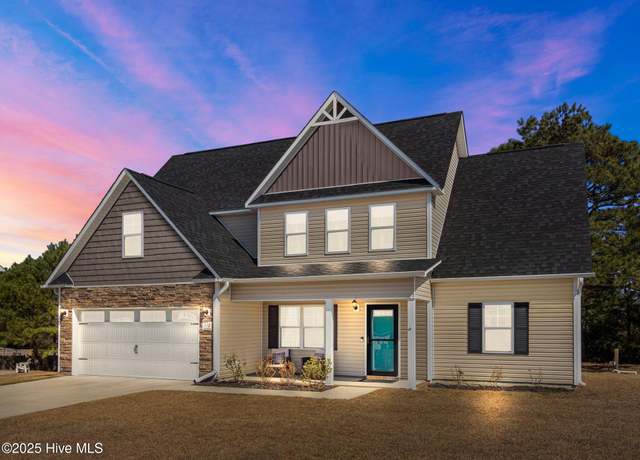 Property at 112 Heron Watch Dr, Hubert, NC 28539, 3 beds, 2.5 baths