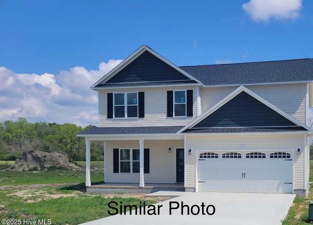 Property at 467 Fowler Manning Rd, Richlands, NC 28574, 4 beds, 2.5 baths