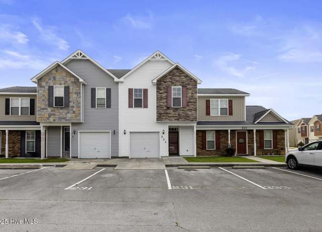 Property at 231 Glenhaven Ln, Jacksonville, NC 28546, 3 beds, 2.5 baths