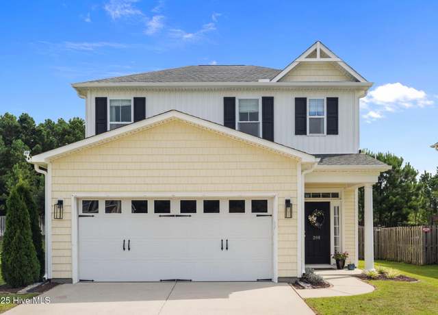 Property at 206 Bungalow Rd, Holly Ridge, NC 28445, 3 beds, 2.5 baths