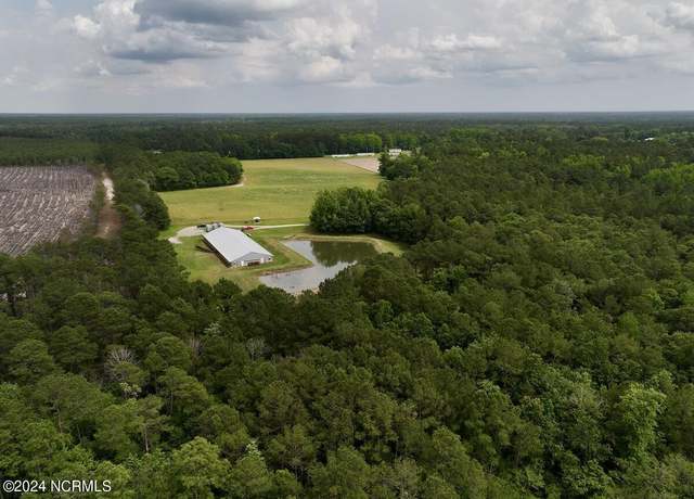 Property at 481 Nine Mile Rd, Maple Hill, NC 28454, 2 beds, 1 bath