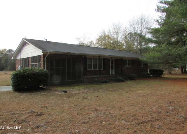 Property at 8401 Boykin Bridge Rd, Clinton, NC 28328, 3 beds, 2 baths