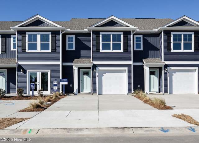 Property at 107 N Grassland Rd Unit Th 52, Surf City, NC 28445, 3 beds, 2.5 baths