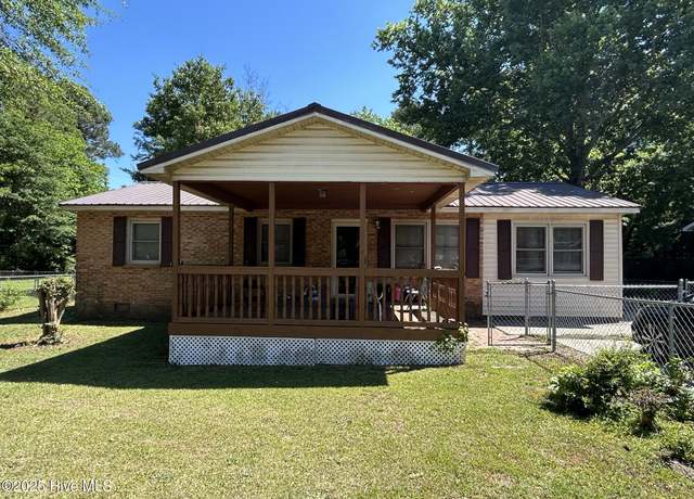 Property at 16121 Palomino Rd, Laurinburg, NC 28352, 2 beds, 1 bath