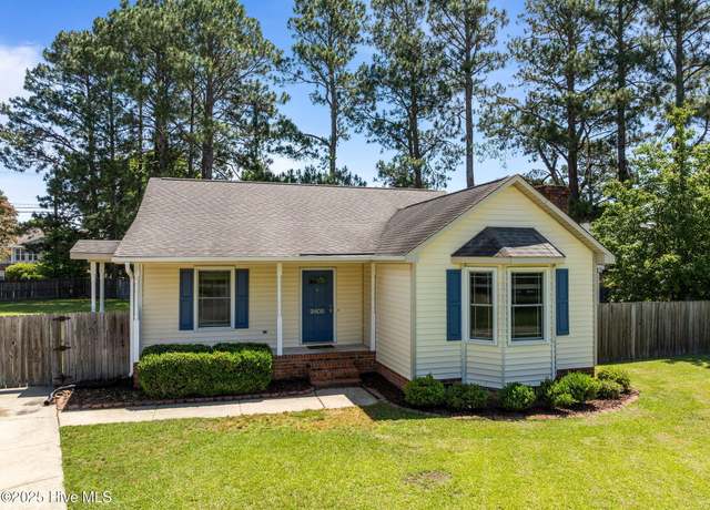 Property at 2405 Harness Ct, Greenville, NC 27858, 3 beds, 2 baths