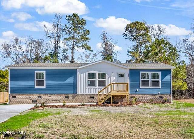 Property at 1868 Rolling Green Dr SW, Supply, NC 28462, 3 beds, 2 baths