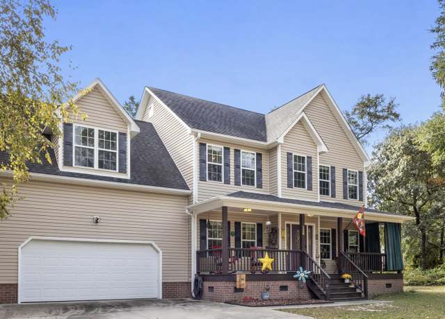 Property at 128 Bayshore Dr, Sneads Ferry, NC 28460, 4 beds, 2.5 baths