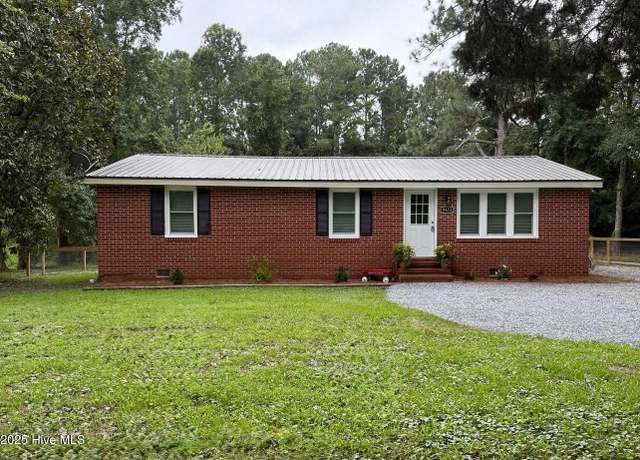 Property at 9433 Nc Highway 53 E, Burgaw, NC 28425, 3 beds, 2 baths