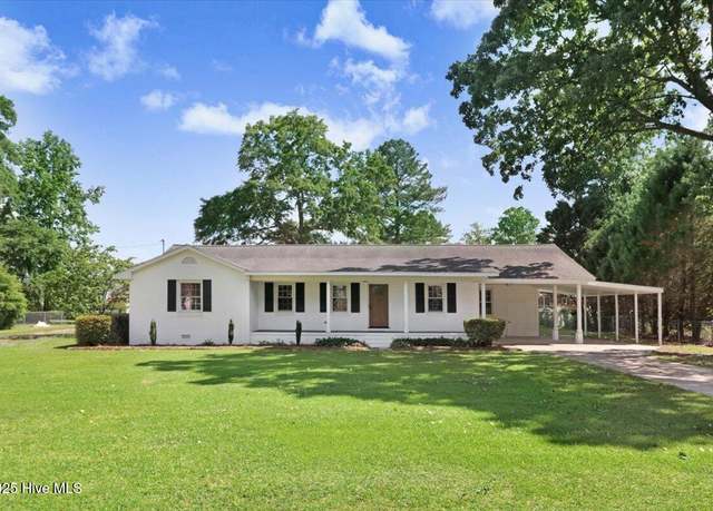 Property at 1102 Elanor Ave, Goldsboro, NC 27530, 3 beds, 2 baths