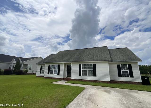 Property at 2148 Braselton Dr, Winterville, NC 28590, 3 beds, 2 baths