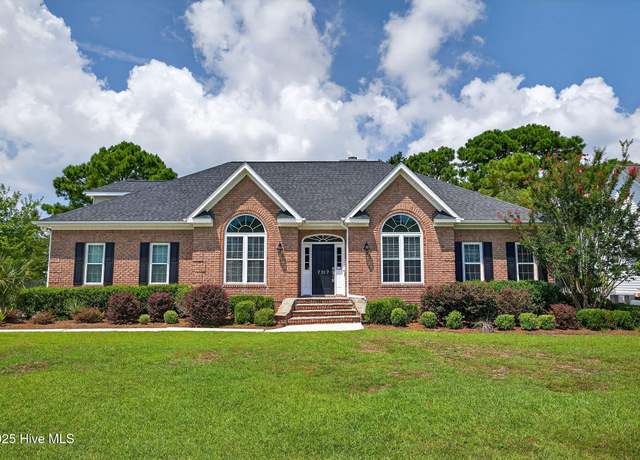 Property at 7317 Denly Ct, Wilmington, NC 28411, 4 beds, 2.5 baths