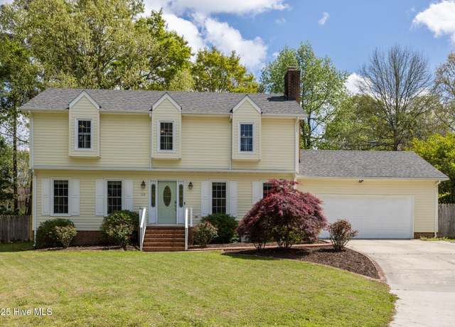 Property at 618 Clover Dr, Jacksonville, NC 28546, 3 beds, 2.5 baths