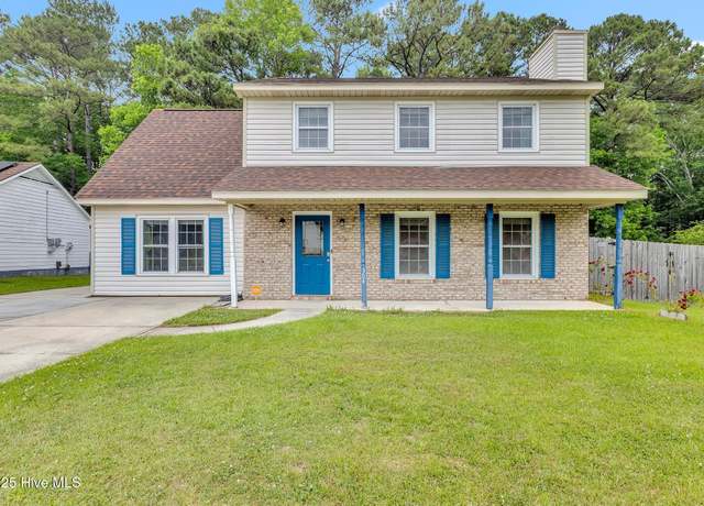 Property at 304 Pebble Ln, Jacksonville, NC 28546, 3 beds, 2.5 baths